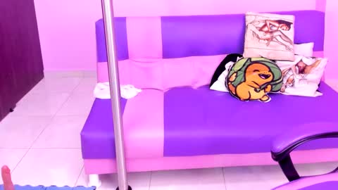 call me samantha online show from March 3, 2025, 6:22 pm