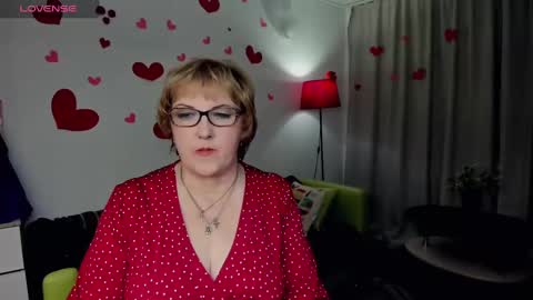 Lana online show from February 1, 2025, 6:51 pm