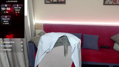 Lana online show from November 20, 2025, 3:18 am