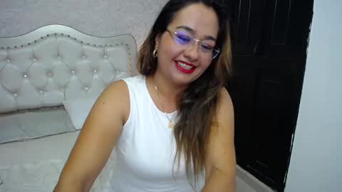 Snapshot of mature_marve chatting on November 20, 2025, 1:11 pm Marve online show from November 20, 2025, 1:11 pm