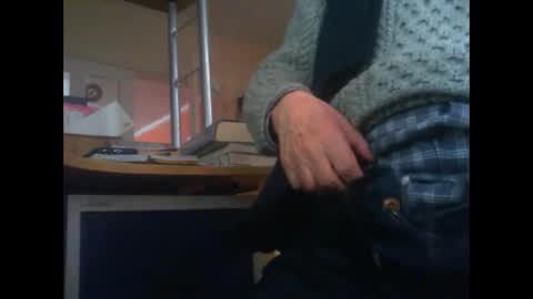 Snapshot of maturedaddi chatting on January 30, 2025, 4:24 pm Maturedaddi online show from January 30, 2025, 4:24 pm