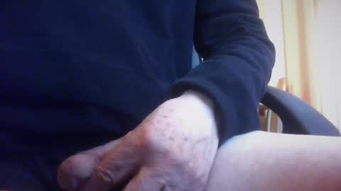 Maturedaddi online show from February 19, 2026, 4:14 pm