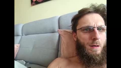 Snapshot of matuschko chatting on November 8, 2025, 9:31 am Matuschko online show from November 8, 2025, 9:31 am