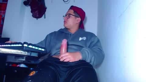 maty219 online show from November 28, 2025, 2:09 pm