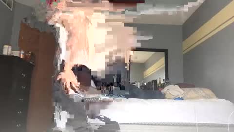 mauricescott online show from May 4, 2026, 7:32 pm