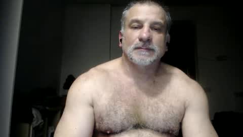 mauro1971 online show from March 14, 2026, 4:07 am