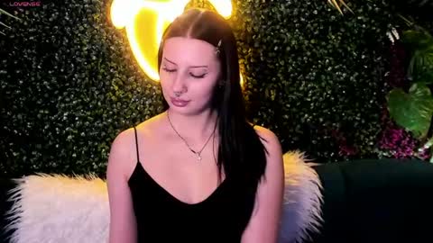 Snapshot of maviseden chatting on April 13, 2026, 6:24 pm online show from April 13, 2026, 6:24 pm