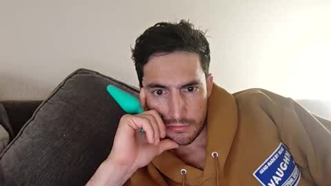 mavvvyrick online show from April 21, 2026, 4:01 pm