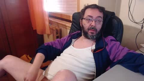 Snapshot of max818k chatting on December 29, 2024, 7:50 am Max online show from December 29, 2024, 7:50 am