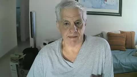 max_2017 online show from January 3, 2025, 11:03 am