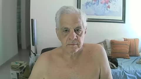 max_2017 online show from January 5, 2025, 11:48 am