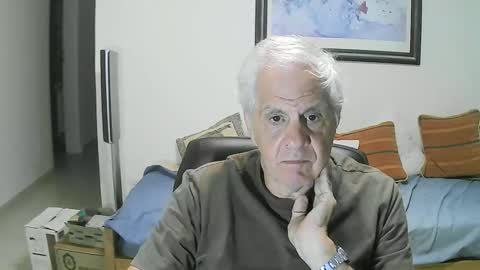 max_2017 online show from February 3, 2025, 3:09 am