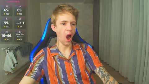 Snapshot of max_gen chatting on December 24, 2024, 11:11 pm Max Gen with tats 24years And Ethan without tats 20 years online show from December 24, 2024, 11:11 pm