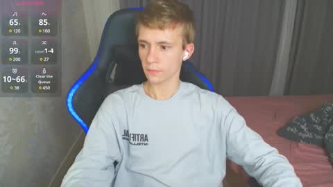 Snapshot of max_gen chatting on January 28, 2025, 11:07 pm Max Gen with tats 24years And Ethan without tats 20 years online show from January 28, 2025, 11:07 pm