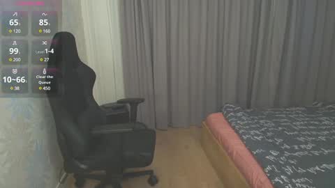 Snapshot of max_gen chatting on February 2, 2025, 11:00 pm Max Gen with tats 24years And Ethan without tats 20 years online show from February 2, 2025, 11:00 pm