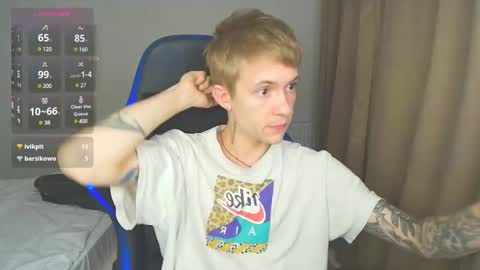 Snapshot of max_gen chatting on February 18, 2025, 10:47 pm Max Gen with tats 24years And Ethan without tats 20 years online show from February 18, 2025, 10:47 pm