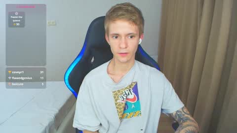 Snapshot of max_gen chatting on February 23, 2025, 1:24 am Max Gen with tats 24years And Ethan without tats 20 years online show from February 23, 2025, 1:24 am