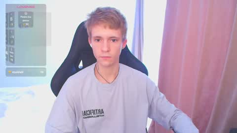 Snapshot of max_gen chatting on February 27, 2025, 5:45 am Max Gen with tats 24years And Ethan without tats 20 years online show from February 27, 2025, 5:45 am