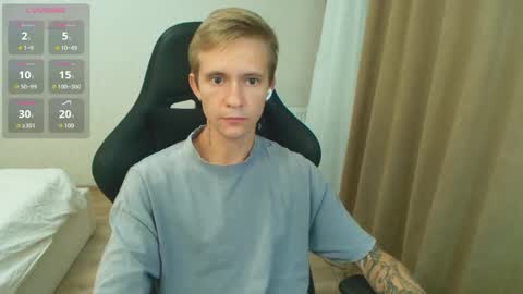 Snapshot of max_gen chatting on November 6, 2025, 8:21 pm Max Gen with tats 24years And Ethan without tats 20 years online show from November 6, 2025, 8:21 pm