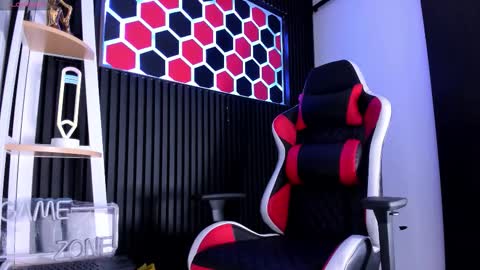 Snapshot of max_hader chatting on March 14, 2026, 3:01 am Max online show from March 14, 2026, 3:01 am