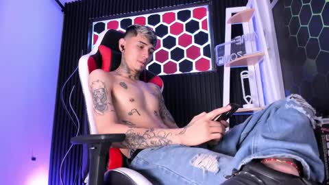 Snapshot of max_hader chatting on April 10, 2026, 2:50 am Max online show from April 10, 2026, 2:50 am