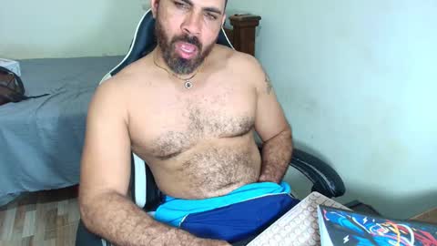 max_love25 online show from February 14, 2026, 8:49 pm