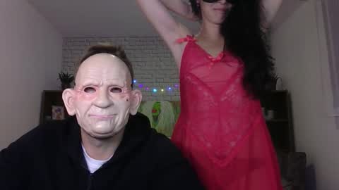 Max  Aliya online show from November 5, 2025, 8:36 am