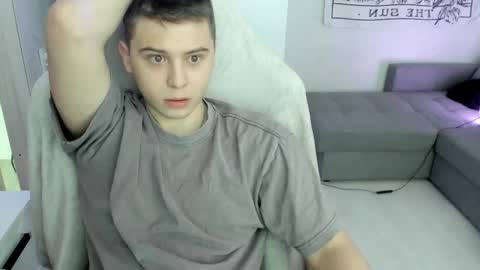 Snapshot of max_sm1th chatting on February 10, 2026, 7:45 am Max online show from February 10, 2026, 7:45 am