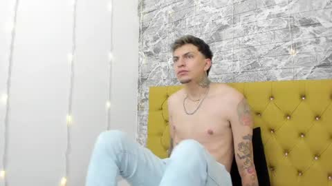 max_sstteel online show from April 15, 2026, 12:12 pm