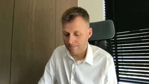 Snapshot of max_straight_1 chatting on March 12, 2026, 12:55 pm Max take off clothes online show from March 12, 2026, 12:55 pm