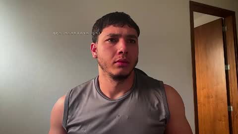 max_valiant1 online show from May 16, 2026, 11:09 am