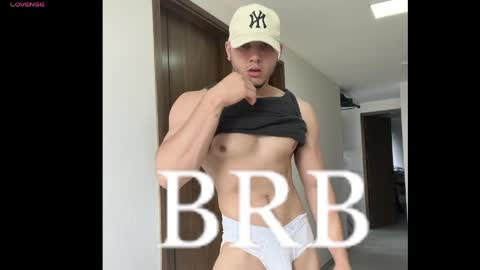max_valiant1 online show from May 19, 2026, 11:05 am