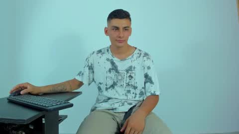 MAX     online show from May 18, 2026, 4:07 am