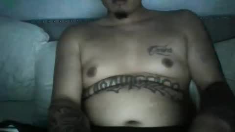 Snapshot of maxbee1323 chatting on April 12, 2026, 5:07 pm maxbee1323 online show from April 12, 2026, 5:07 pm