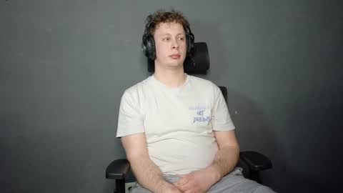 maxboner94 online show from February 26, 2026, 5:01 pm