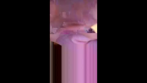 Snapshot of maxbow chatting on March 5, 2025, 8:32 pm Max Mikado online show from March 5, 2025, 8:32 pm