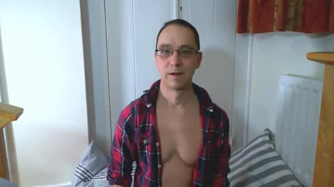 Snapshot of maxdavies chatting on February 13, 2026, 5:31 pm Max Davies online show from February 13, 2026, 5:31 pm