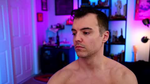 Snapshot of maxhughes chatting on November 11, 2025, 2:44 am Max Hughes online show from November 11, 2025, 2:44 am