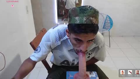 Snapshot of maxi_dick33 chatting on January 6, 2026, 12:47 am maxi dick online show from January 6, 2026, 12:47 am