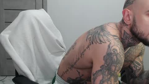 Snapshot of maxi_foxxx chatting on April 26, 2026, 6:00 am Maximus Fox online show from April 26, 2026, 6:00 am