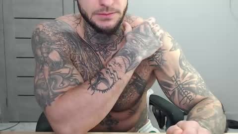 Snapshot of maxi_foxxx chatting on May 1, 2026, 6:07 am Maximus Fox online show from May 1, 2026, 6:07 am