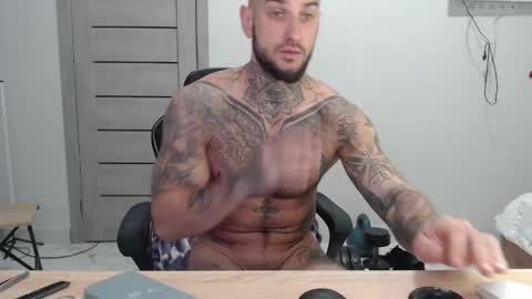 Snapshot of maxi_foxxx chatting on June 1, 2026, 5:31 am Maximus Fox online show from June 1, 2026, 5:31 am