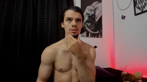 Snapshot of maxi_styles chatting on January 4, 2025, 11:48 pm Alex online show from January 4, 2025, 11:48 pm