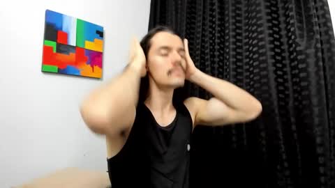 Snapshot of maxi_styles chatting on October 3, 2025, 7:33 pm Alex online show from October 3, 2025, 7:33 pm