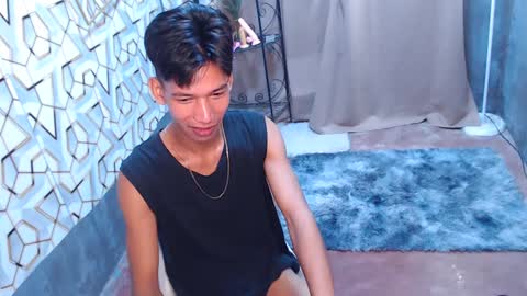 Reyn online show from February 3, 2025, 11:05 pm