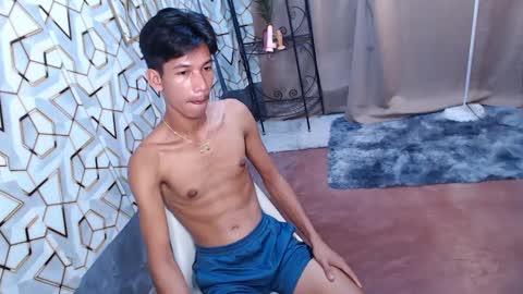 Reyn online show from February 21, 2025, 2:27 pm