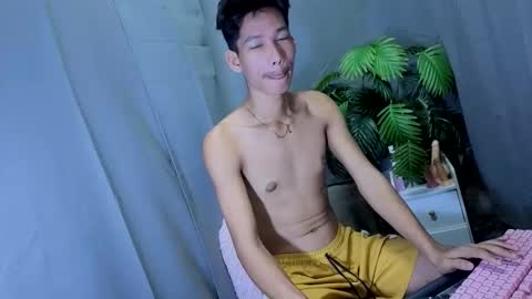 Reyn online show from October 14, 2025, 5:08 am