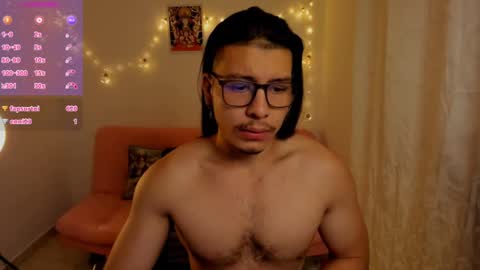 Snapshot of maxifit_ chatting on January 16, 2025, 9:05 am Mikael online show from January 16, 2025, 9:05 am