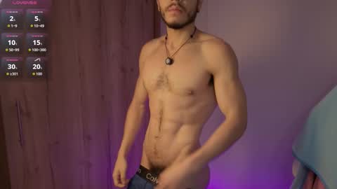 Snapshot of maxifit_ chatting on March 15, 2026, 9:37 am Mikael online show from March 15, 2026, 9:37 am