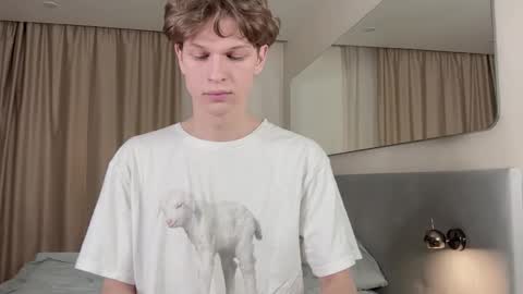 Snapshot of maxim_burn chatting on March 11, 2025, 5:35 pm maxim burn online show from March 11, 2025, 5:35 pm